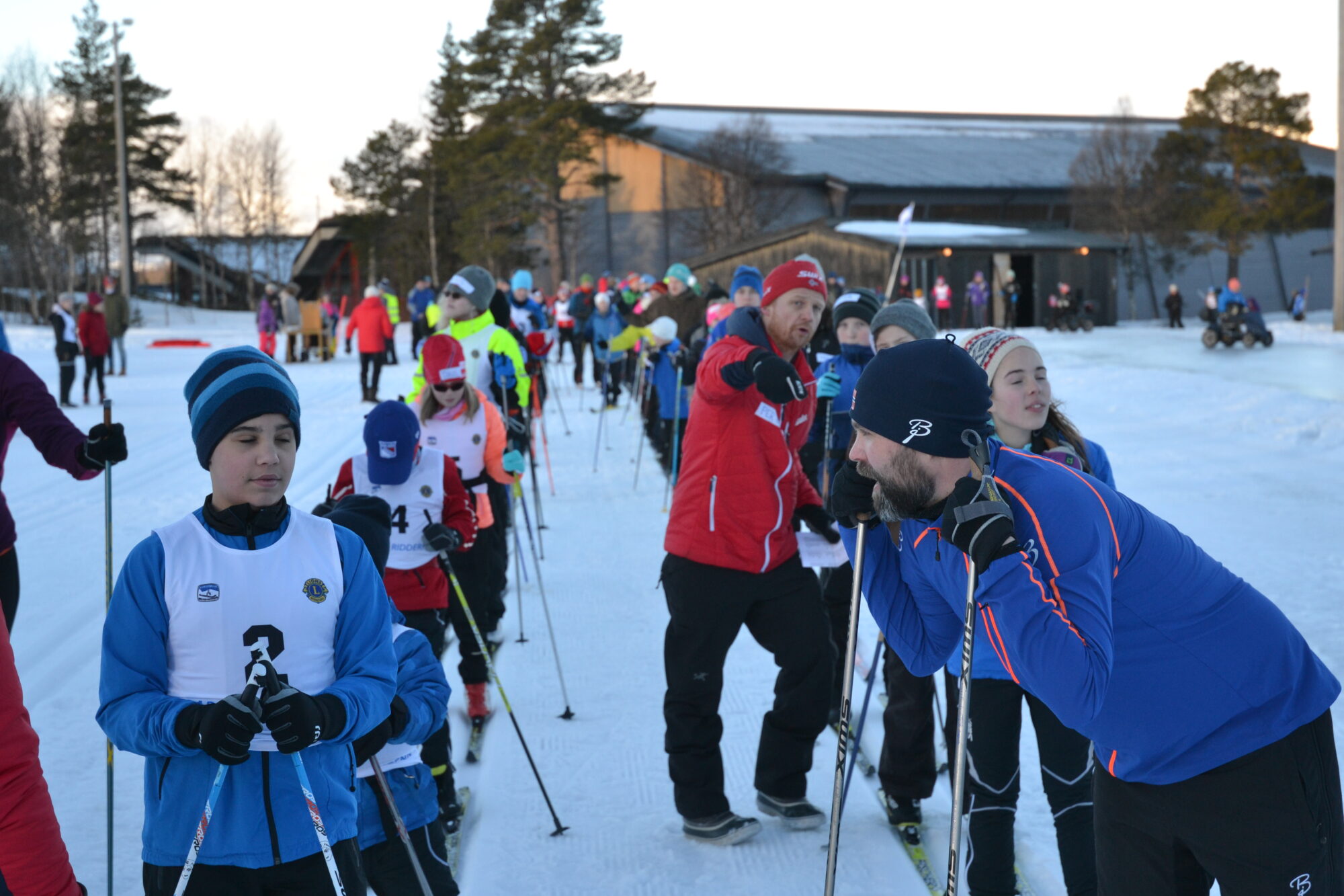 Barn som venter på start